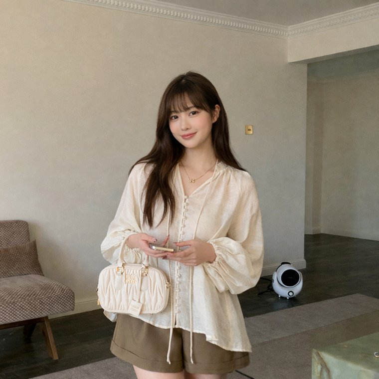 블리일리 아이보리 루즈핏 오버핏 셔츠 레이스 블라우스 출근룩 나들이룩 여름 봄 여행 데이트룩 나들이룩