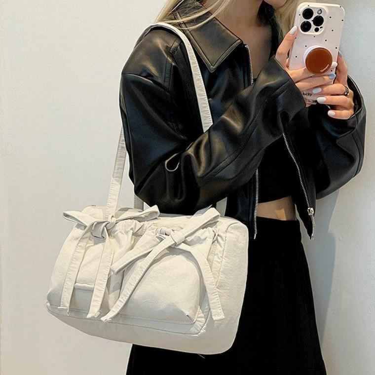 대학생 직장인 가벼운 숄더백 여성 리본 가방 ivory 데일리 휘뚜루마뚜루 여자 운동