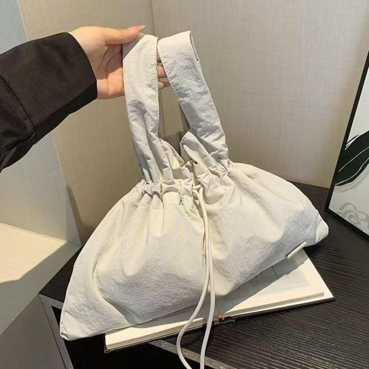 여성 가벼운 토트 백 대학생 직장인 손 가방 아이보리 토트백 손가방 여자 30대