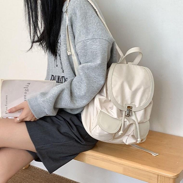 데일리 직장인 대학생 여자 백팩 예쁜 가방 아이보리 여성백팩 여자백팩 나일론백팩
