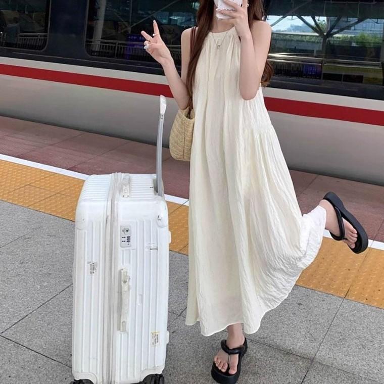 여자 홀터넥 앞 주름 휴가 바닷가 민소매 원피스 반팔 여름 데일리 여성 캐주얼 루즈핏