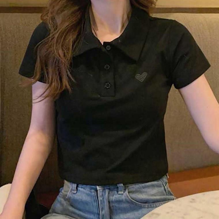 여자 귀여운 하트 패치 짧은 크롭 카라 반팔 티셔츠 여성 U넥 라운드 반팔티 이너 여름