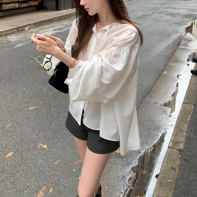블리일리 화이트 오버핏 셔츠 레이스 쉬폰 루즈핏 블라우스 봄 여름 여행 출근룩 나들이룩