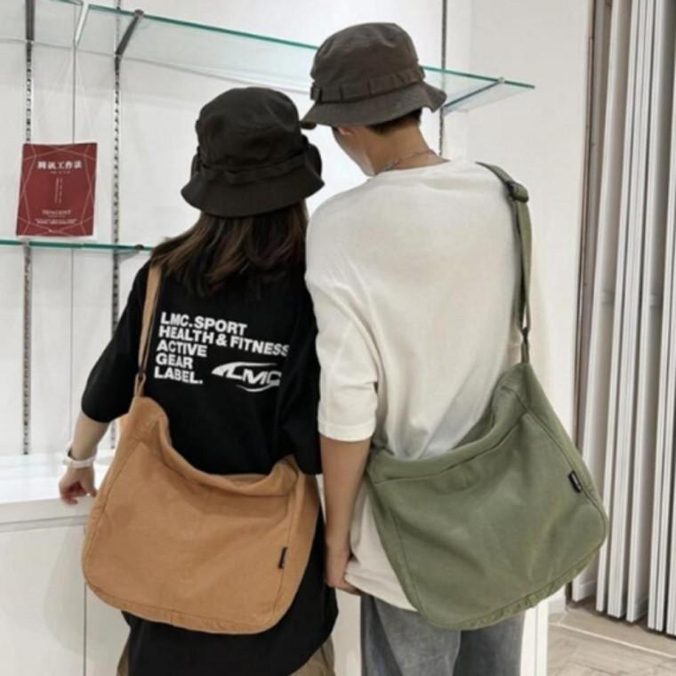 남녀공용 데일리 캔버스 크로스백 에코백 스타일 메신저백 대학생 가방 숄더백