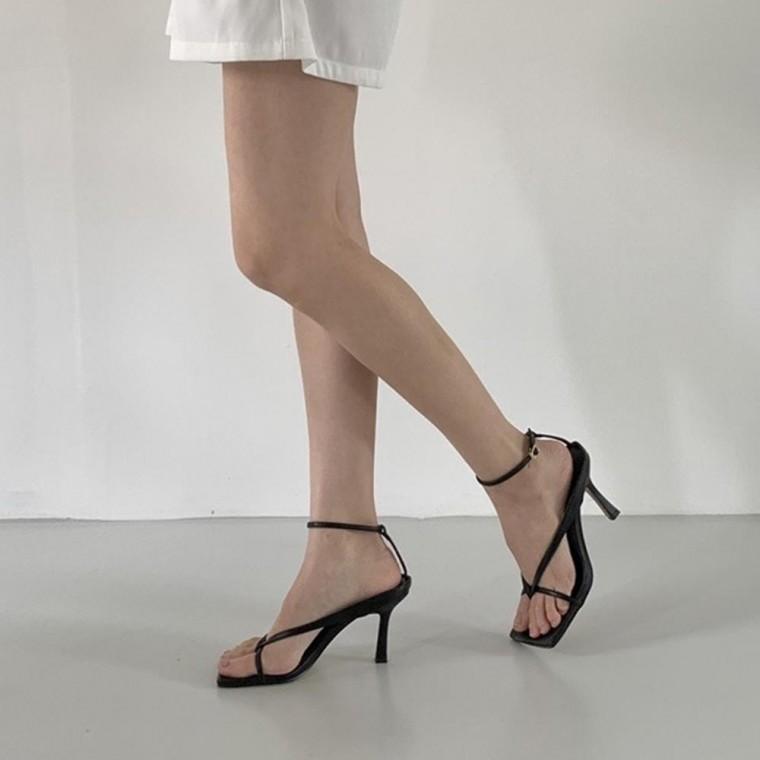 슬리퍼 뮬블로퍼 블로퍼 여성슬리퍼 스틸레토 샌들