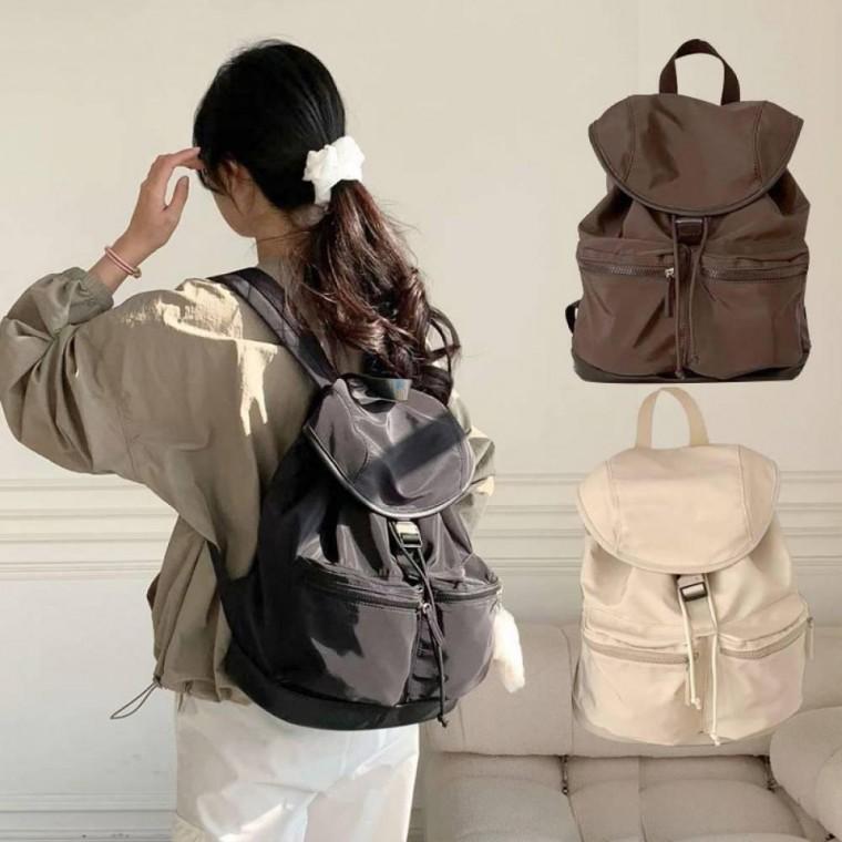 넉넉한 수납 내부 포켓 캐주얼 데일리 백팩
