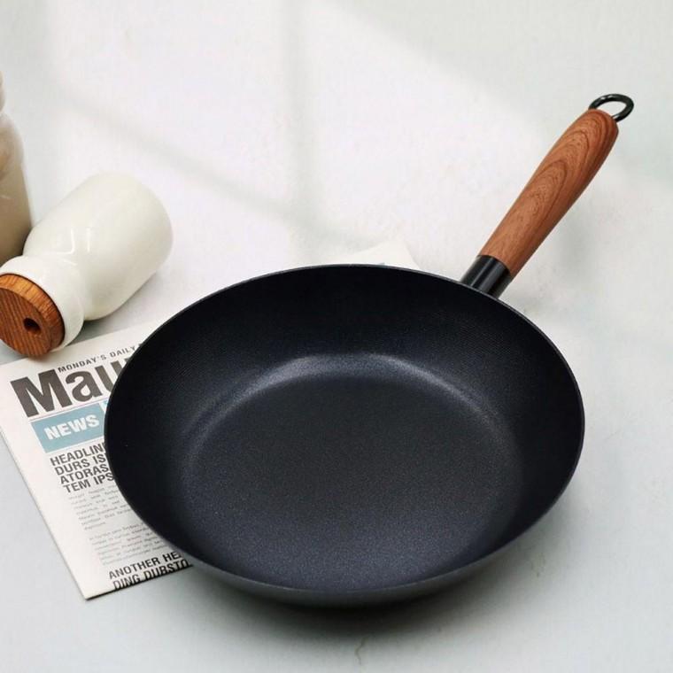 인덕션 홀로겐 일반 레인지 공용 무쇠 28CM 후라이펜 주방 후라이팬 가정용 용품