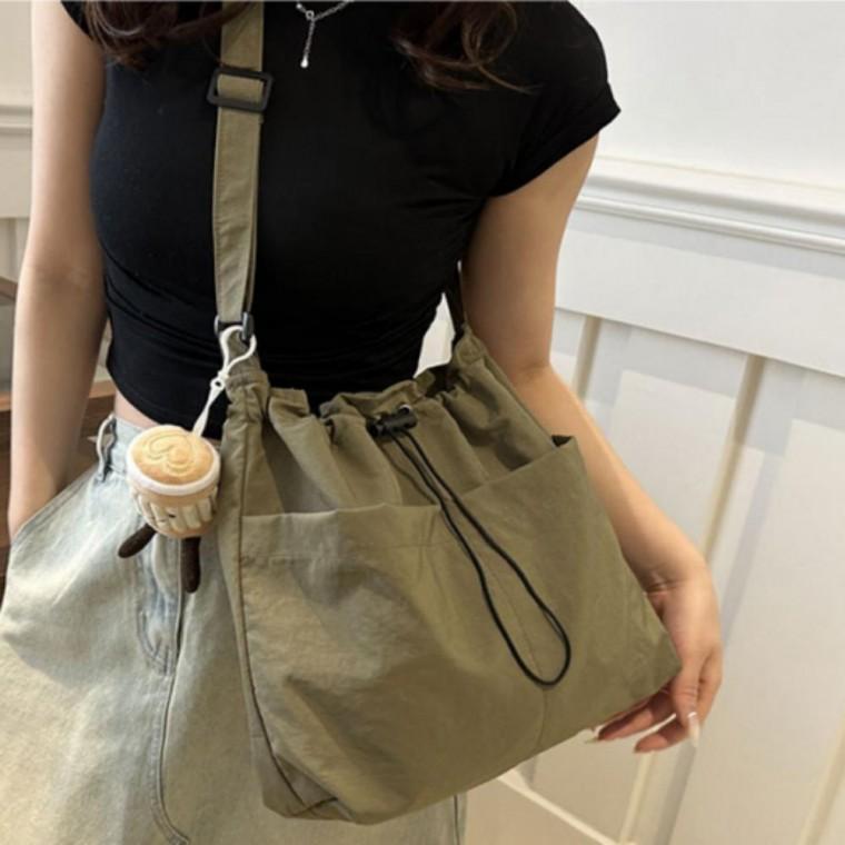 여성 데일리 크로스백 숄더백 바스락 복조리백 가방 라떼키링세트