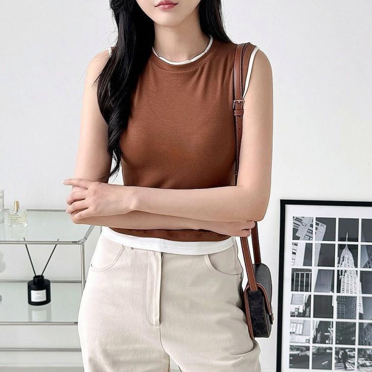 여성 레이어드 상의 나시티 슬리브리스 레이어드룩 민소매 여름