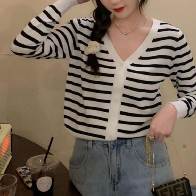 여자 크롭 스트라이프 봄 가을 간절기 브이넥 가디건 여름가디건 스트라이프가디건 줄무늬가디건 간절기가