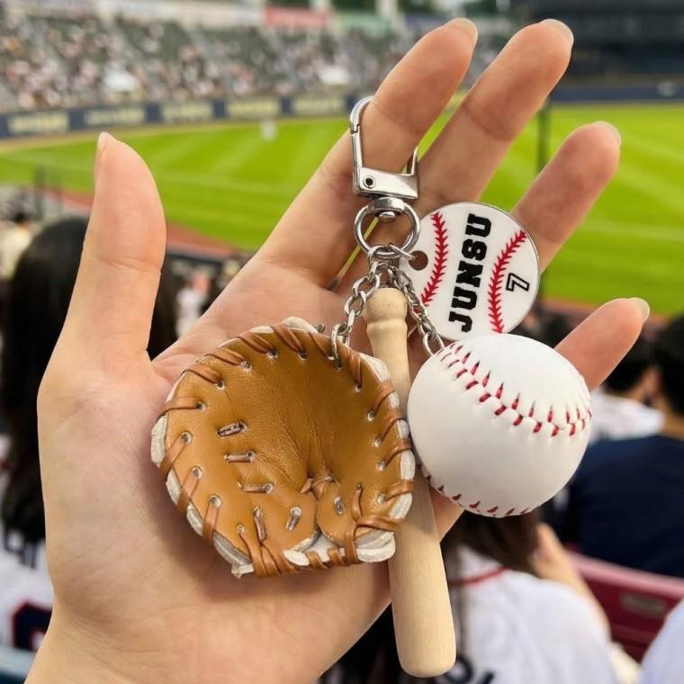 커스텀 야구공 키링 kbo 학생 승리 남자 친구 커플 여자 응원 행운 부적 액막이