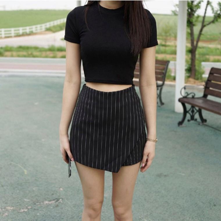 슬림핏 블랙 무지 크롭 반팔티 여름 여자 라운드넥