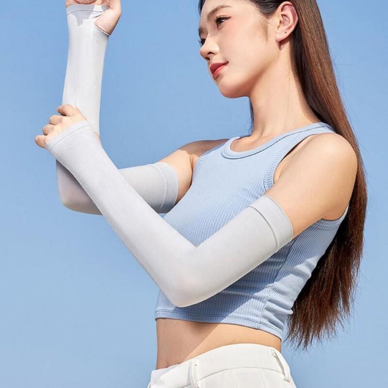 여름 야외활동시 팔 손등전체를 보호해주는 쿨 팔토시
