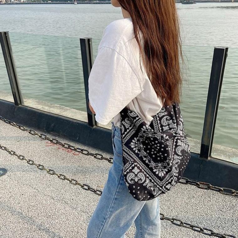패턴 여자 크로스 가방 에코백 가벼운 스카프 숄더백