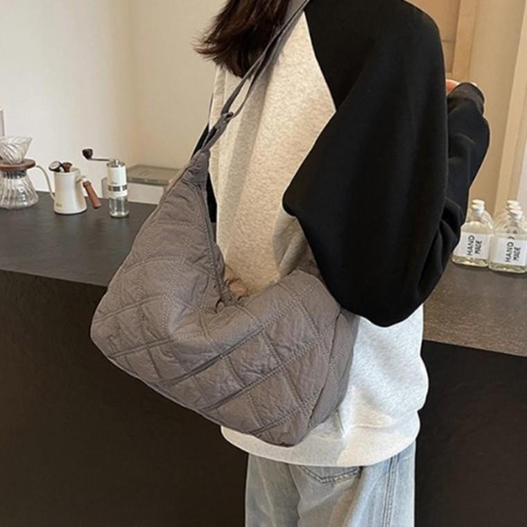 대학생 미니가방 가방코디 미니숄더백 코디 여성가방