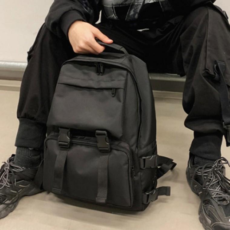 대용량백 깔끔한 백팩 학생가방 데일리백 데일리 가방 출퇴근백 남자백팩