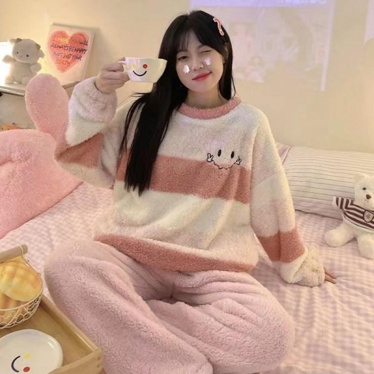 홈웨어 라운지웨어 여성 방한잠 잠옷세트 잠옷 곰두리 포근한 편한잠옷 세트