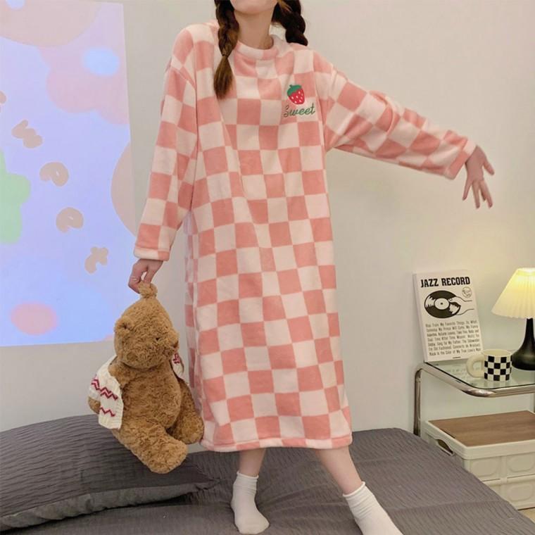 여성파자마 실내복여성 겨울잠옷 홈웨어세트 딸기 수면 파자마 편한잠옷