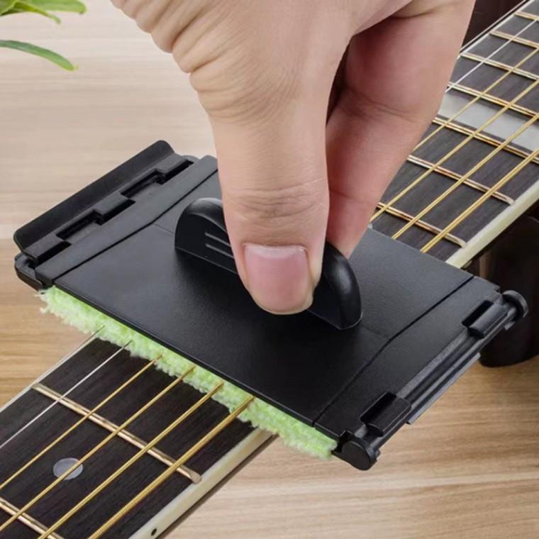 현악기 줄클리너 기타줄관리 기타현청소기