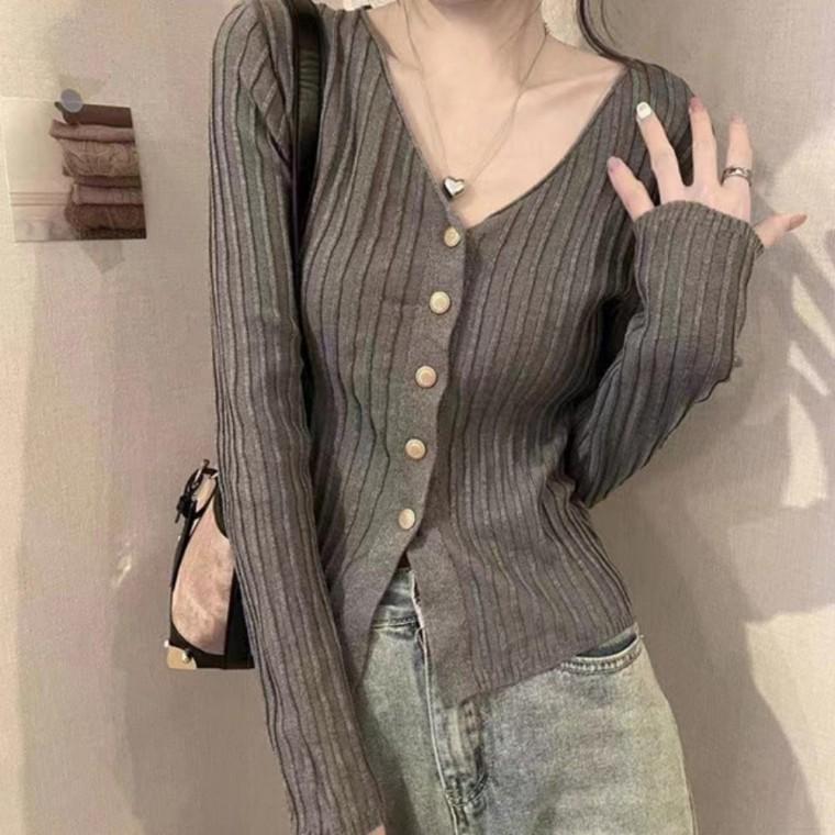 여성 금장버튼 이너 골지 브이넥 간절기 아우터 슬림핏 여리여리 가디건