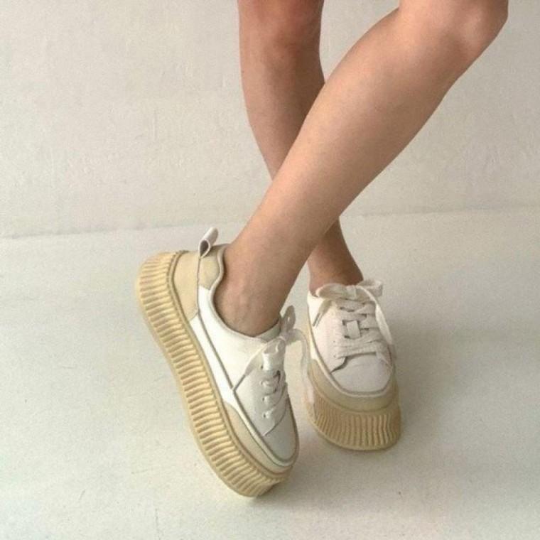 여성 통굽 레이스업 스니커즈화 끈운동화 학생 단화