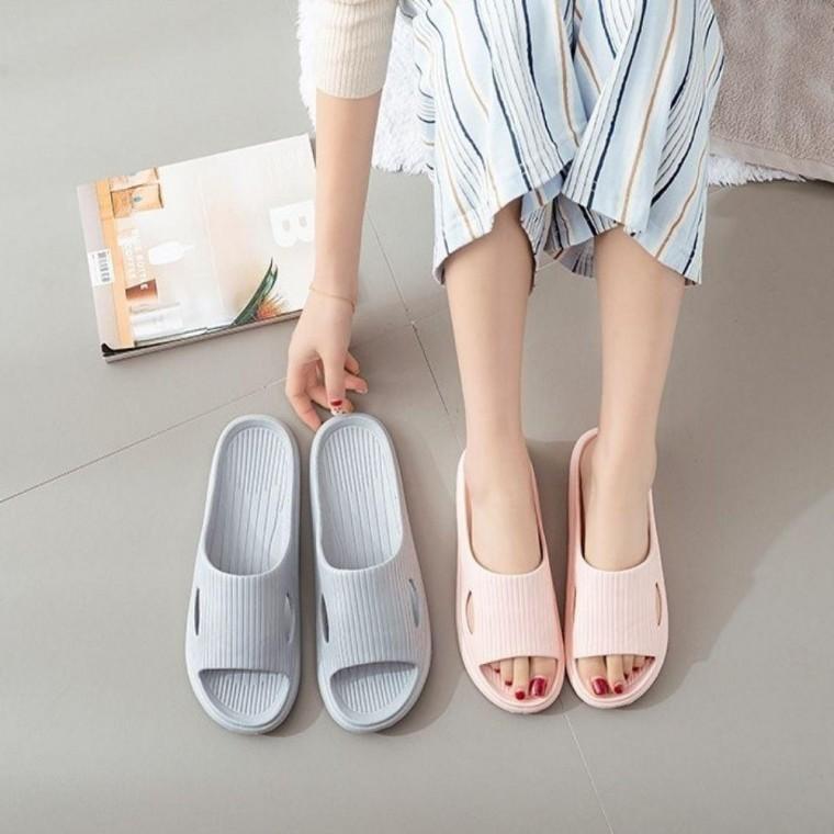 다용도 슬리퍼 가벼운슬리퍼 사무실 다목적 미끄럼방지 유연한 5컬러 거실 유연한슬리퍼 욕실화 가벼운 실
