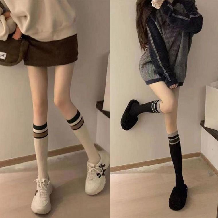 스쿨룩 줄무늬 니삭스 사계절 여성 패션 코디 양말