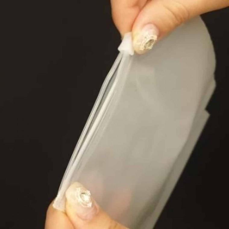 슬라이드 지퍼백 반투명 25x35 투명지퍼백 PE포장지 여행파우치 지퍼비닐