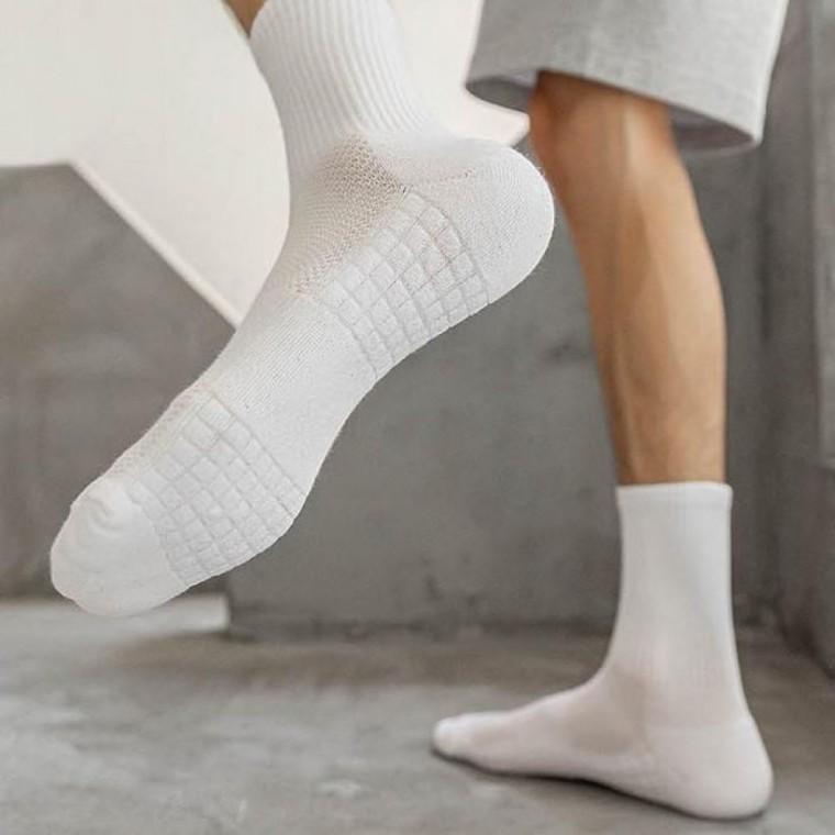 땀 흡수에 탁월 발 케어 데일리 양말 중목 남성