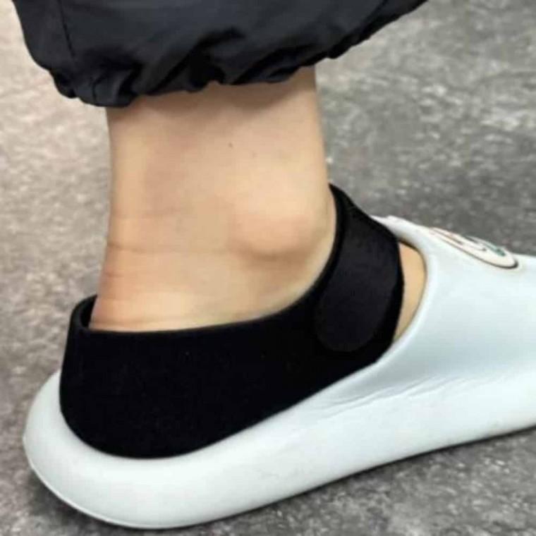 뒤꿈치 쿠션 패드 블랙 발뒤꿈치쿠션 구두뒷꿈치패드 발뒷꿈치패드 발뒤꿈치양말