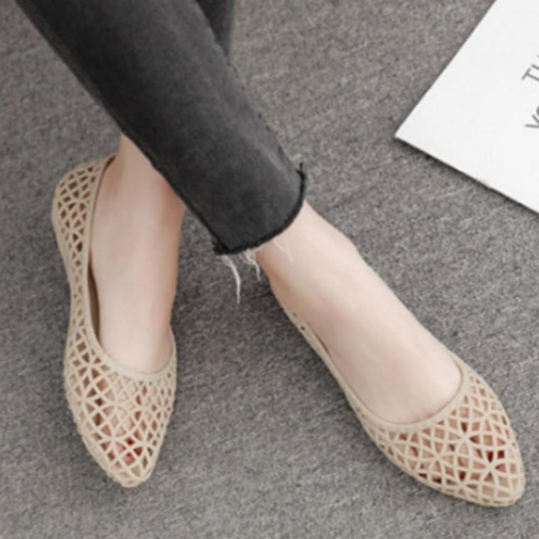 여성 여름 매쉬 펀칭 샌들 슬리퍼 발편한 젤리 슈즈