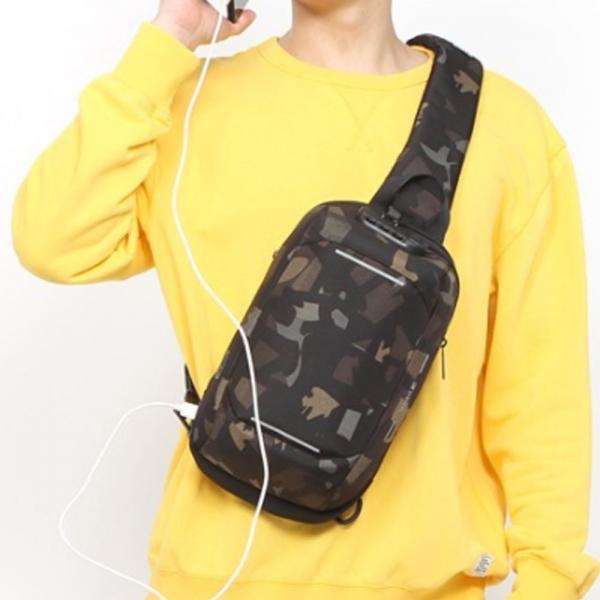 데일리 인기 남성 슬링백 USB 충전 크로스 가방 카모 AE