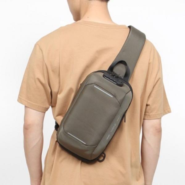 남성 여행용 바디백 가방 잠금 슬링백 크로스백 카키 AA