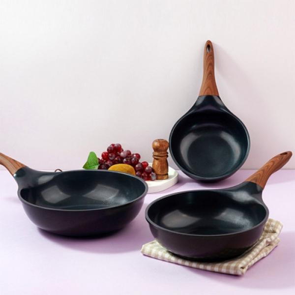 백화점판매상품 알루아트 IH 블랙캐스트웍_사이즈 택1