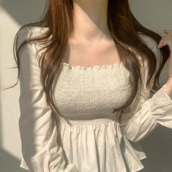 퍼프 소매 밴딩 프릴 스모크 블라우스 UJS-056