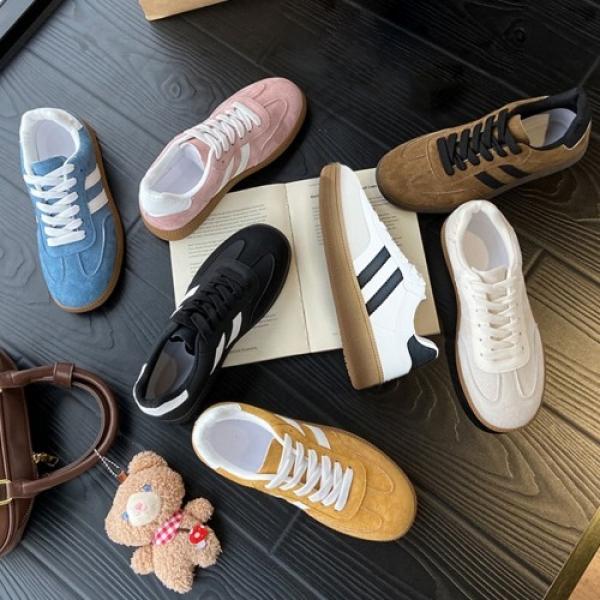 여성 심플 라인 스니커즈