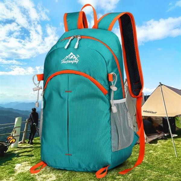 마운틴스 폴딩 백팩 그린