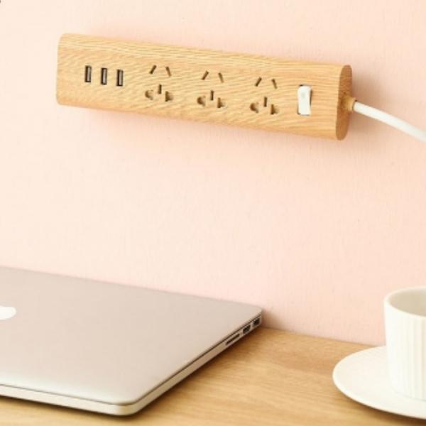 멀티탭 거치대 벽 고정 부착