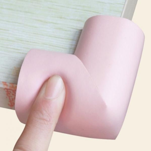 모서리 보호대