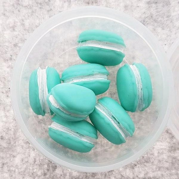 (T-495) 15x25mm 1/2 마카롱 민트 (약 30g/약 10개) | 토단몰(도매)