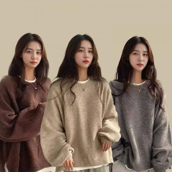 넉넉한 오버핏 캐주얼한 절개 부드러운 라운드넥 니트 소재
