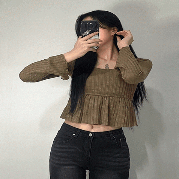 여성 스퀘어넥 프릴 블라우스 셔링 티 [3color 여리핏 나팔 소매 플레어 티셔츠 데이트 캐주얼 룩 페미닌]