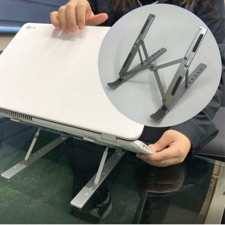 노트북거치대 휴대용 접이식 노트북 태블릿 거치대 18인치 노트북받침