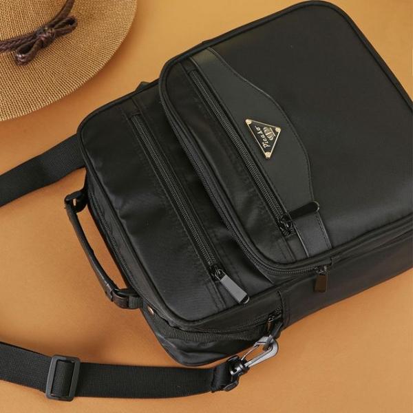 중년남자가방 데일리 크로스백 옆으로매는가방 미니백