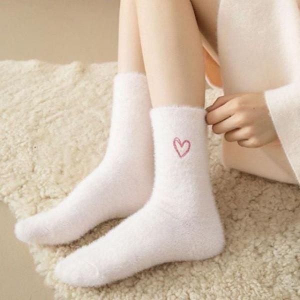 여성 겨울 삭스 러블리 하트 패턴 앙고라 수면 양말