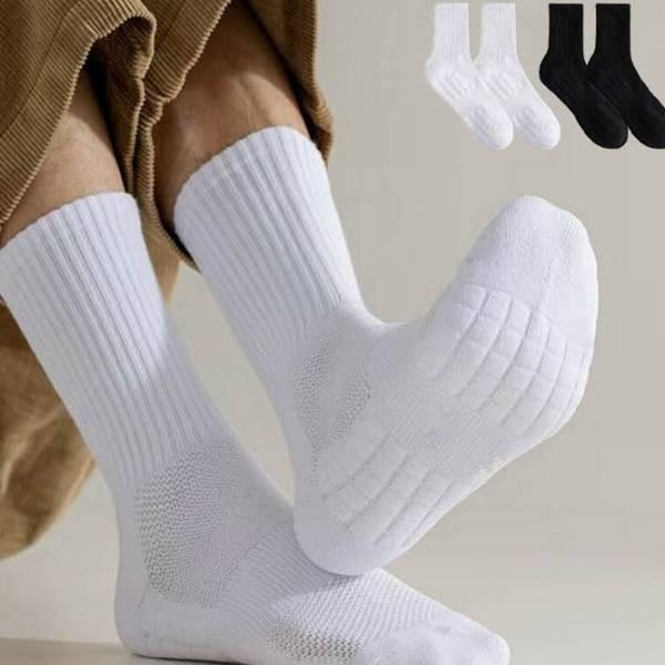 땀과 습기를 효과적으로 흡수하고 빠르게 건조시켜 쾌적한 착용감 스포츠 활동 양말 데일리