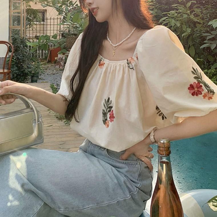 꽃무늬 블라우스 여자 오프숄더 신상 퍼프 티셔츠