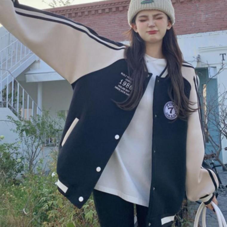 여성 간절기 오버핏 경량 바람막이 야구 자켓 점퍼