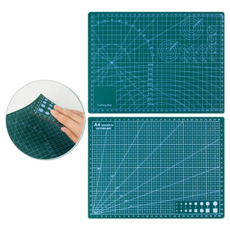 양면 녹색 커팅 매트 책상 고무 매트 판 깔개 A4 (두께3mm)