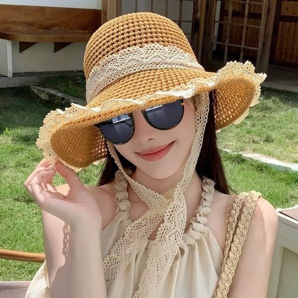 러블리한 레이스끈 밀짚 모자 바캉스 패션 내츄럴한 세련된 여름 스타일 휴양지 코디